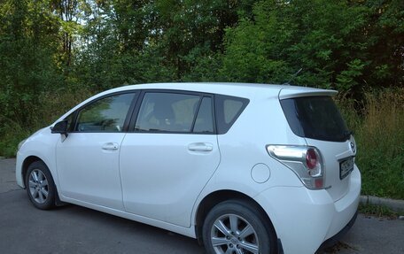 Toyota Verso I, 2014 год, 4 фотография