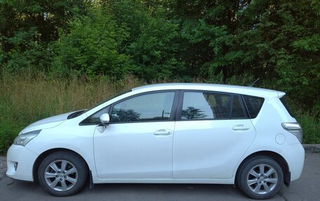 Toyota Verso I, 2014 год, 3 фотография
