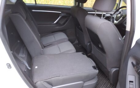 Toyota Verso I, 2014 год, 13 фотография