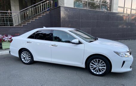 Toyota Camry, 2014 год, 2 450 000 рублей, 4 фотография