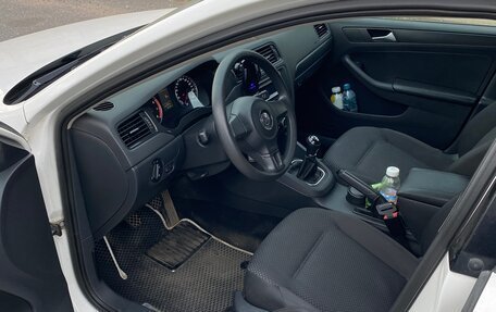 Volkswagen Jetta VI, 2014 год, 750 000 рублей, 7 фотография
