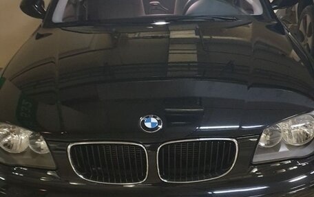 BMW 1 серия, 2011 год, 990 000 рублей, 1 фотография