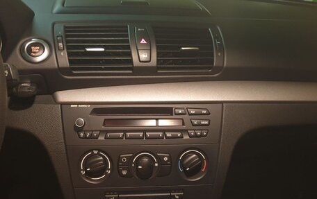 BMW 1 серия, 2011 год, 990 000 рублей, 5 фотография