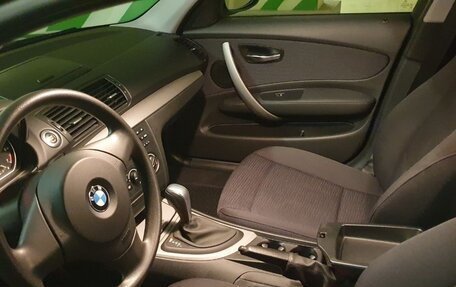 BMW 1 серия, 2011 год, 990 000 рублей, 4 фотография