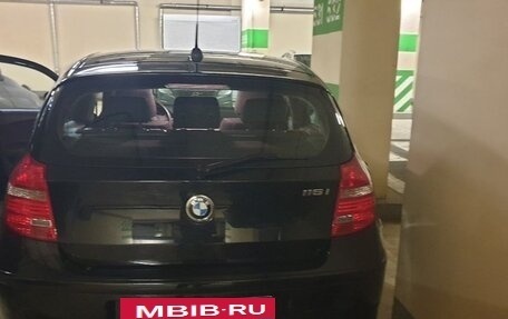 BMW 1 серия, 2011 год, 990 000 рублей, 2 фотография