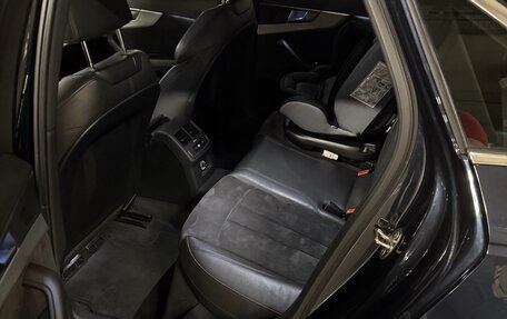 Audi A4, 2015 год, 2 200 000 рублей, 12 фотография