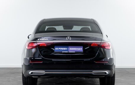 Mercedes-Benz E-Класс, 2024 год, 6 999 000 рублей, 4 фотография