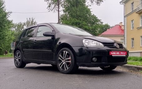 Volkswagen Golf V, 2004 год, 400 000 рублей, 2 фотография