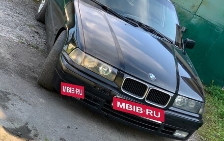 BMW 3 серия, 1990 год, 300 000 рублей, 2 фотография
