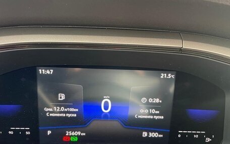 Volkswagen Taos, 2021 год, 2 400 000 рублей, 8 фотография