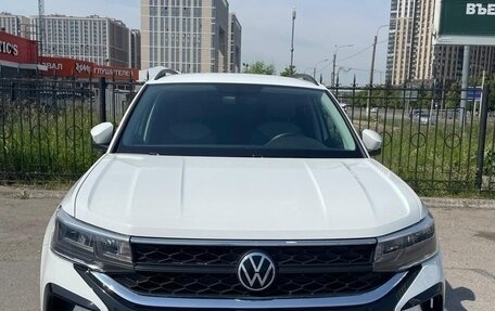 Volkswagen Taos, 2021 год, 2 400 000 рублей, 5 фотография