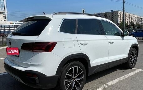 Volkswagen Taos, 2021 год, 2 400 000 рублей, 4 фотография