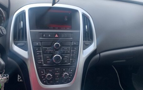 Opel Astra J, 2014 год, 960 000 рублей, 5 фотография