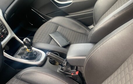 Opel Astra J, 2014 год, 960 000 рублей, 12 фотография