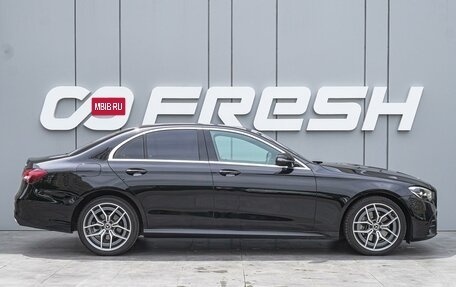 Mercedes-Benz E-Класс, 2020 год, 4 150 000 рублей, 5 фотография