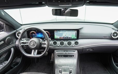 Mercedes-Benz E-Класс, 2020 год, 4 150 000 рублей, 6 фотография