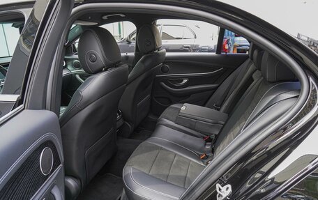 Mercedes-Benz E-Класс, 2020 год, 4 150 000 рублей, 11 фотография