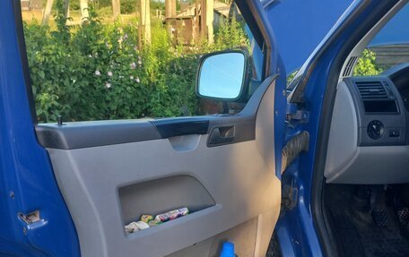 Volkswagen Transporter T5 рестайлинг, 2008 год, 950 000 рублей, 10 фотография