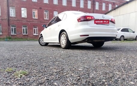 Volkswagen Jetta VI, 2017 год, 1 000 000 рублей, 4 фотография