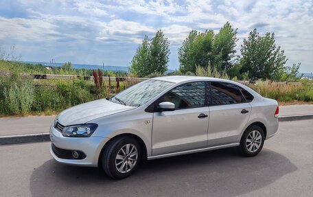 Volkswagen Polo VI (EU Market), 2011 год, 590 000 рублей, 4 фотография