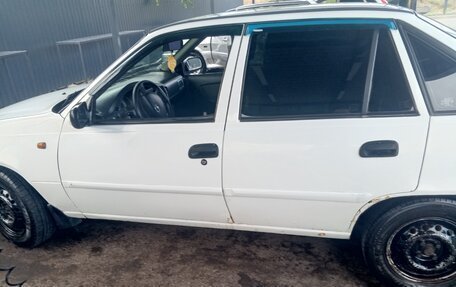 Daewoo Nexia I рестайлинг, 2008 год, 180 000 рублей, 1 фотография