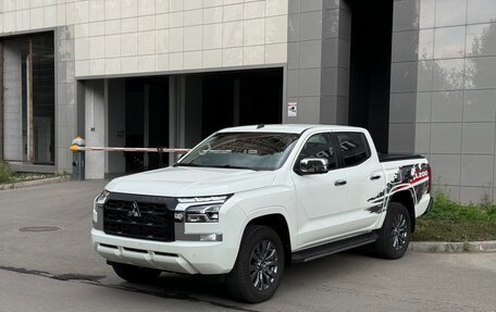Mitsubishi L200, 2024 год, 4 850 000 рублей, 2 фотография