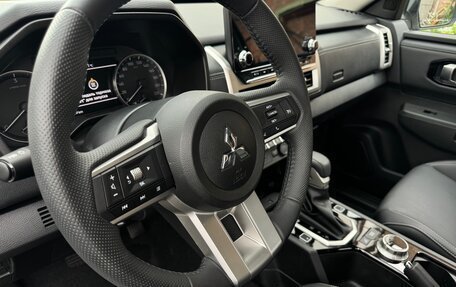 Mitsubishi L200, 2024 год, 4 850 000 рублей, 9 фотография