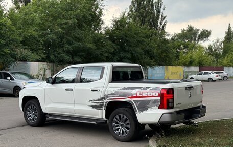 Mitsubishi L200, 2024 год, 4 850 000 рублей, 6 фотография