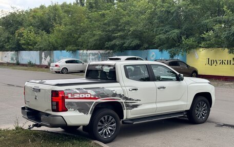 Mitsubishi L200, 2024 год, 4 850 000 рублей, 4 фотография