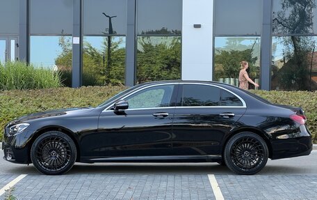 Mercedes-Benz E-Класс, 2021 год, 5 700 000 рублей, 3 фотография
