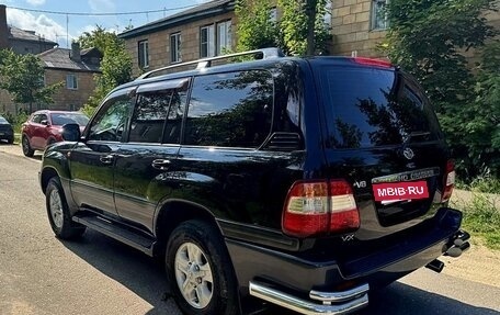 Toyota Land Cruiser 100 рестайлинг 2, 2006 год, 2 500 000 рублей, 4 фотография