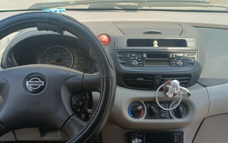 Nissan Almera Tino i, 2002 год, 300 000 рублей, 5 фотография
