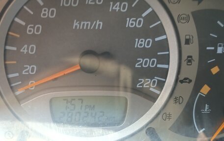 Nissan Almera Tino i, 2002 год, 300 000 рублей, 6 фотография