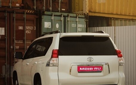 Toyota Land Cruiser Prado 150 рестайлинг 2, 2012 год, 2 900 000 рублей, 5 фотография