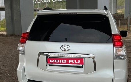Toyota Land Cruiser Prado 150 рестайлинг 2, 2012 год, 2 900 000 рублей, 17 фотография