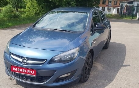 Opel Astra J, 2013 год, 1 100 000 рублей, 1 фотография