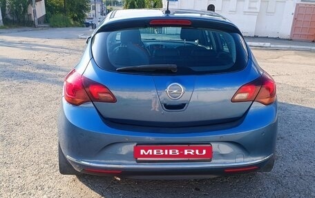 Opel Astra J, 2013 год, 759 000 рублей, 5 фотография