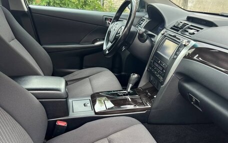Toyota Camry, 2015 год, 1 510 000 рублей, 10 фотография
