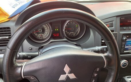 Mitsubishi Pajero IV, 2013 год, 2 750 000 рублей, 20 фотография