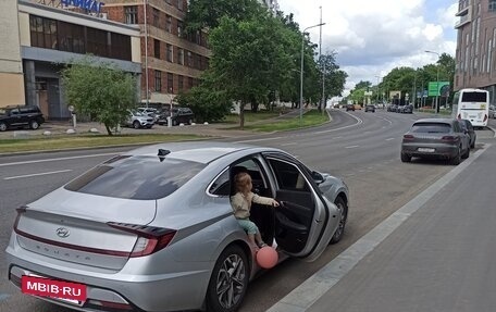 Hyundai Sonata VIII, 2021 год, 2 340 000 рублей, 3 фотография