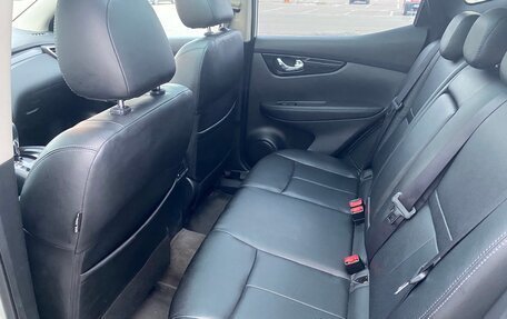 Nissan Qashqai, 2015 год, 1 695 000 рублей, 15 фотография