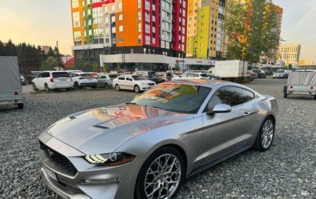 Ford Mustang VI рестайлинг, 2020 год, 2 999 000 рублей, 2 фотография