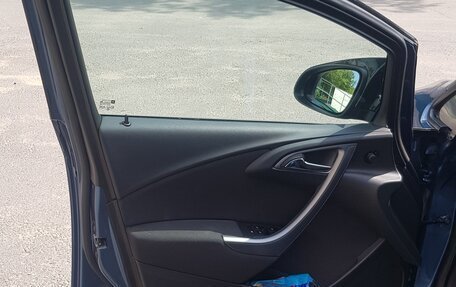 Opel Astra J, 2013 год, 1 100 000 рублей, 23 фотография
