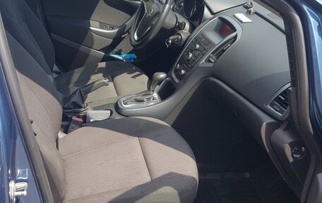 Opel Astra J, 2013 год, 1 100 000 рублей, 25 фотография