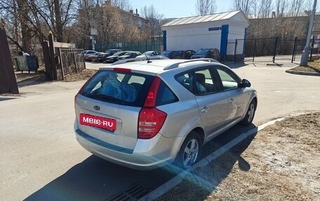 KIA cee'd I рестайлинг, 2009 год, 700 000 рублей, 9 фотография