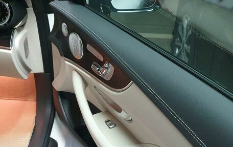 Mercedes-Benz E-Класс, 2021 год, 5 250 000 рублей, 13 фотография