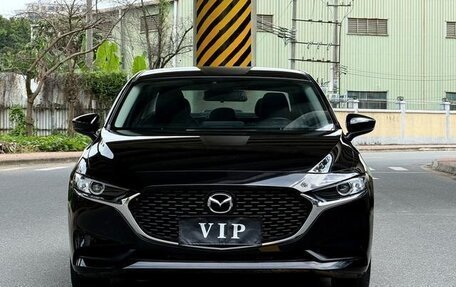 Mazda 3, 2021 год, 1 200 000 рублей, 2 фотография