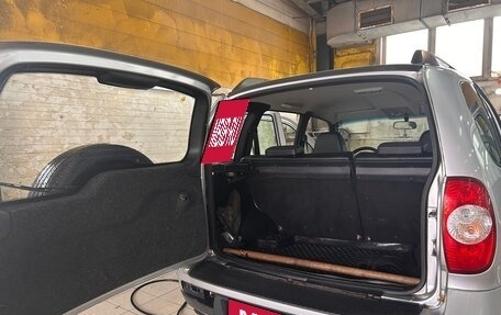 Chevrolet Niva I рестайлинг, 2013 год, 440 000 рублей, 4 фотография