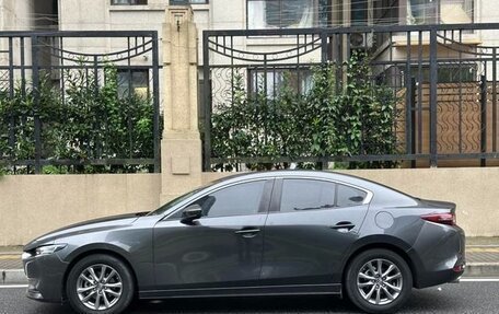 Mazda 3, 2021 год, 1 250 000 рублей, 2 фотография