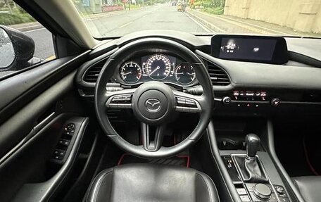Mazda 3, 2021 год, 1 250 000 рублей, 15 фотография